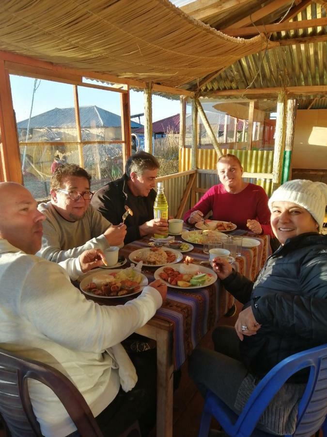 Urosfood & Titiqaqa Lodge Eksteriør billede