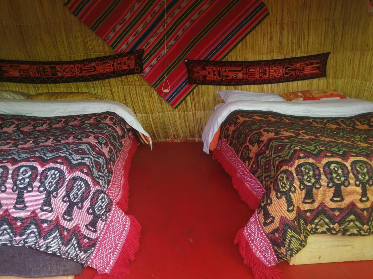 Urosfood & Titiqaqa Lodge Eksteriør billede